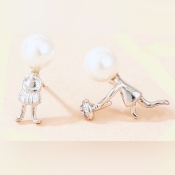 “Marry Me” Boy Flowers Girl Dress Silver Figures Pearl Heads Mismatch Tiny Studs - Picture 8 of 14